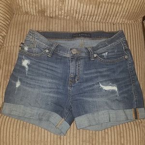 Rock and Republic jean shorts size 4
